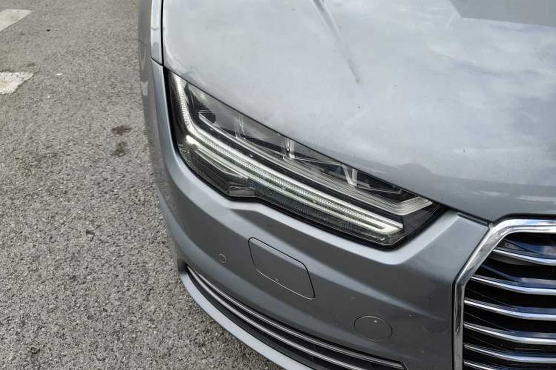 Used Audi A7 2018 35 TFSI Fashion Model Right Front Headlight