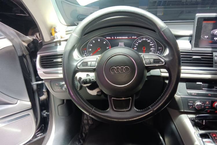 Used Audi A7 2018 40 TFSI Ambition Edition Steering Wheel