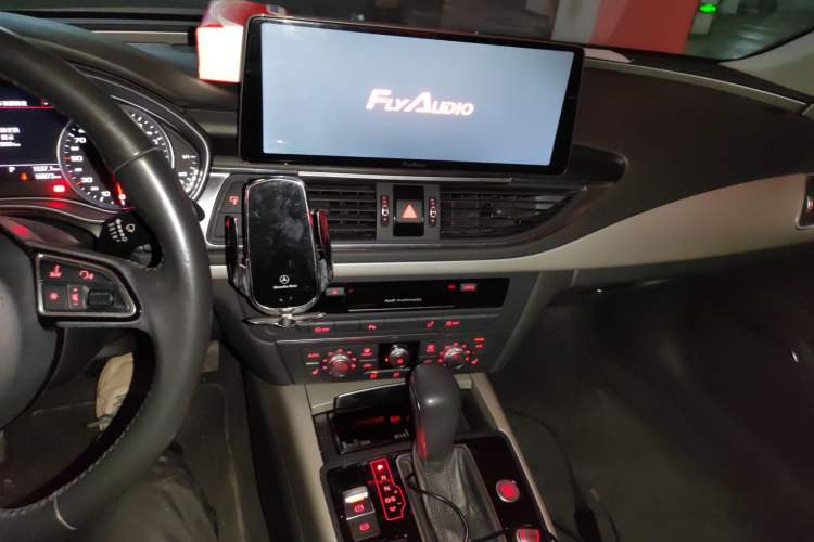 Used Audi A7 2018 40 TFSI Ambition Edition Audio And AC Panel