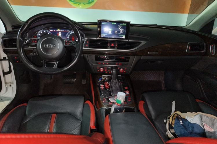 Used Audi A7 2018 50 TFSI quattro Comfort Model Center Console