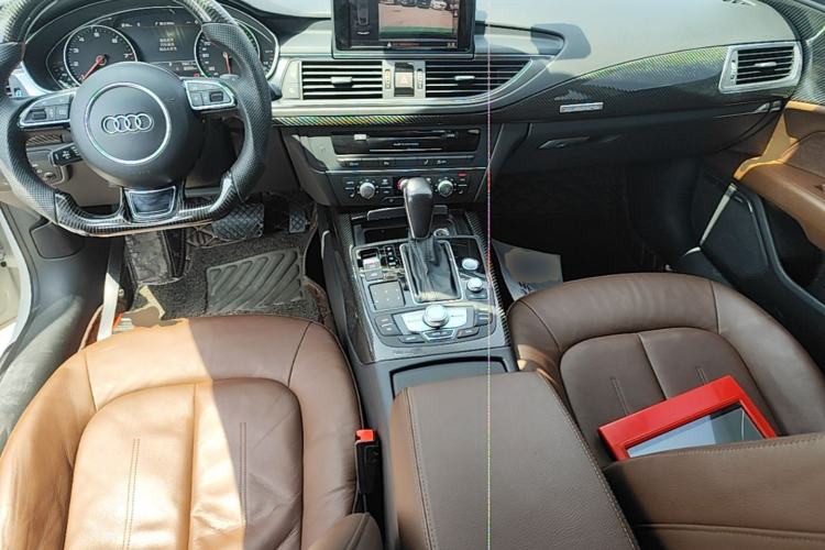 Used Audi A7 2018 40 TFSI Ambition Edition Center Console