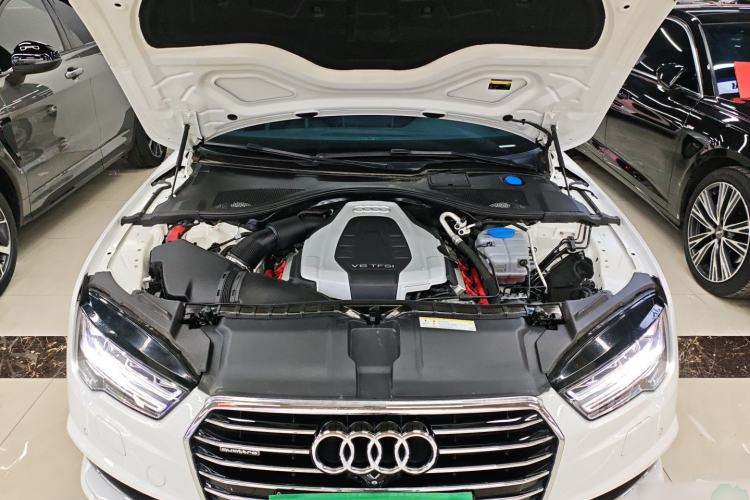 Used Audi A7 2018 50 TFSI quattro Comfort Model Engine Bay
