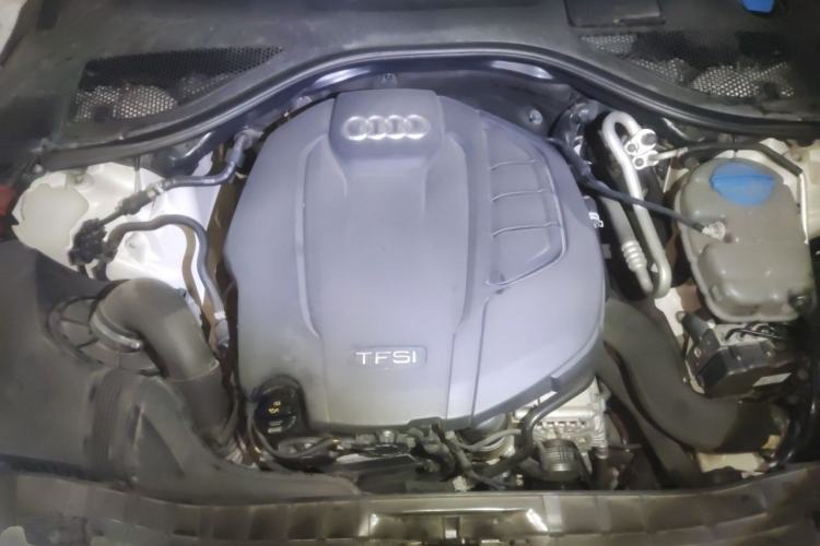Used Audi A7 2018 35 TFSI Fashion Model Engine Bay