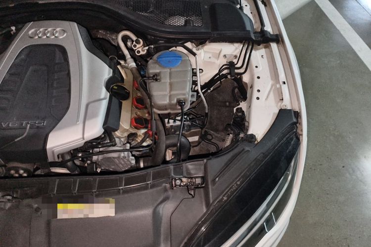 Used Audi A7 2018 50 TFSI quattro Comfort Model Engine Bay Left