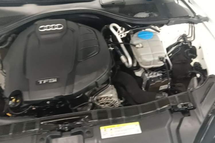 Used Audi A7 2018 40 TFSI quattro Technology Edition Engine Bay Left