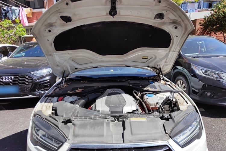 Used Audi A7 2018 50 TFSI quattro Comfort Model Engine Bay