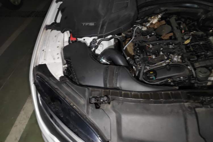 Used Audi A7 2018 40 TFSI Ambition Edition Engine Bay Right