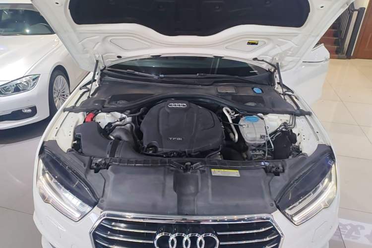 Used Audi A7 2018 40 TFSI Ambition Edition Engine Bay