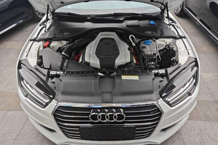 Used Audi A7 2018 50 TFSI quattro Comfort Model Engine Bay