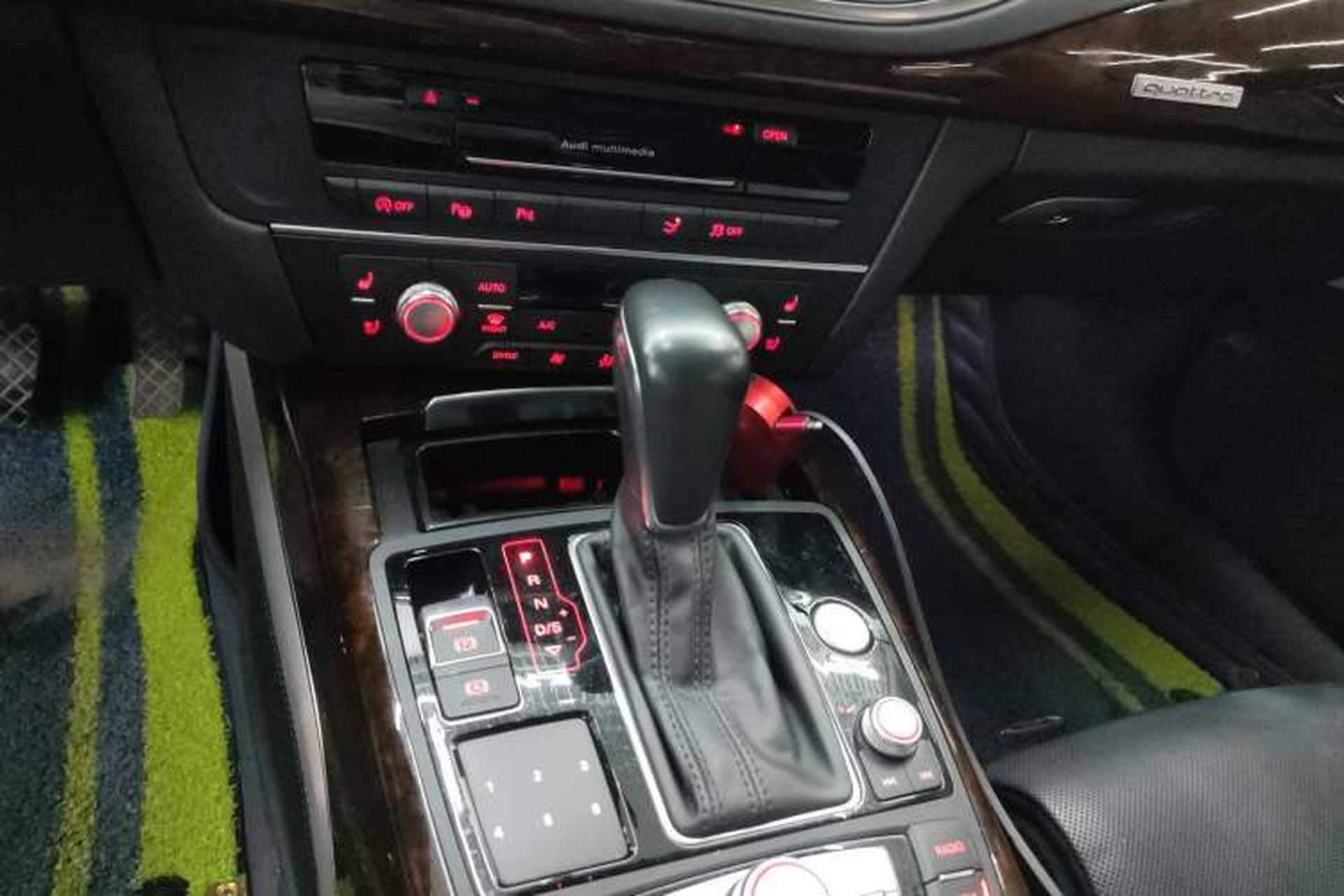 Used Audi A7 2018 50 TFSI quattro Comfort Model Gear Lever