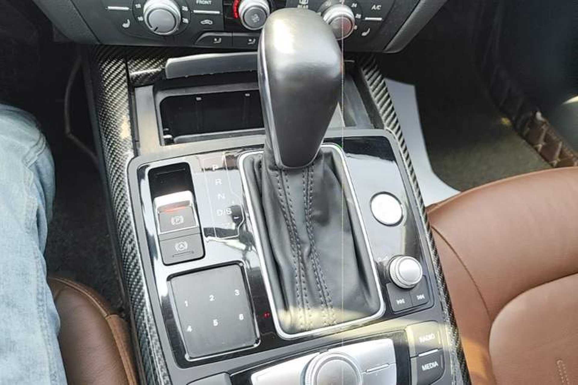 Used Audi A7 2018 40 TFSI Ambition Edition Gear Lever