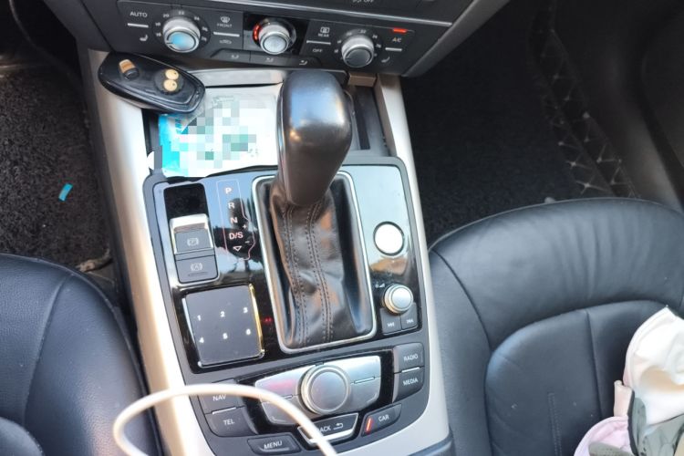 Used Audi A7 2018 40 TFSI Ambition Edition Gear Lever