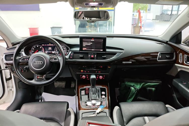 Used Audi A7 2018 50 TFSI quattro Comfort Model Interior 2