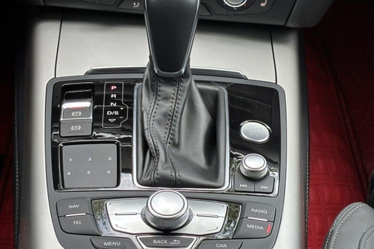 Used Audi A7 2018 40 TFSI quattro Technology Edition Interior 5