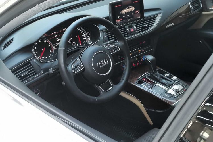 Used Audi A7 2018 50 TFSI quattro Comfort Model Interior 8