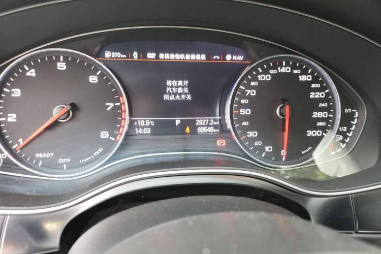 Used Audi A7 2018 40 TFSI Ambition Edition Odometer Close Up