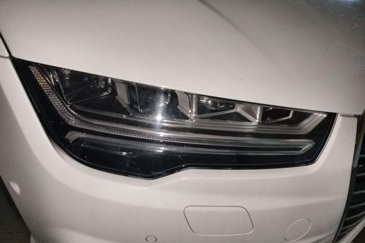 Used Audi A7 2018 50 TFSI quattro Comfort Model Right Front Headlight