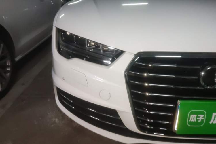 Used Audi A7 2018 35 TFSI Fashion Model Right Front Headlight