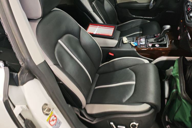 Used Audi A7 2018 50 TFSI quattro Comfort Model Right Front Seat
