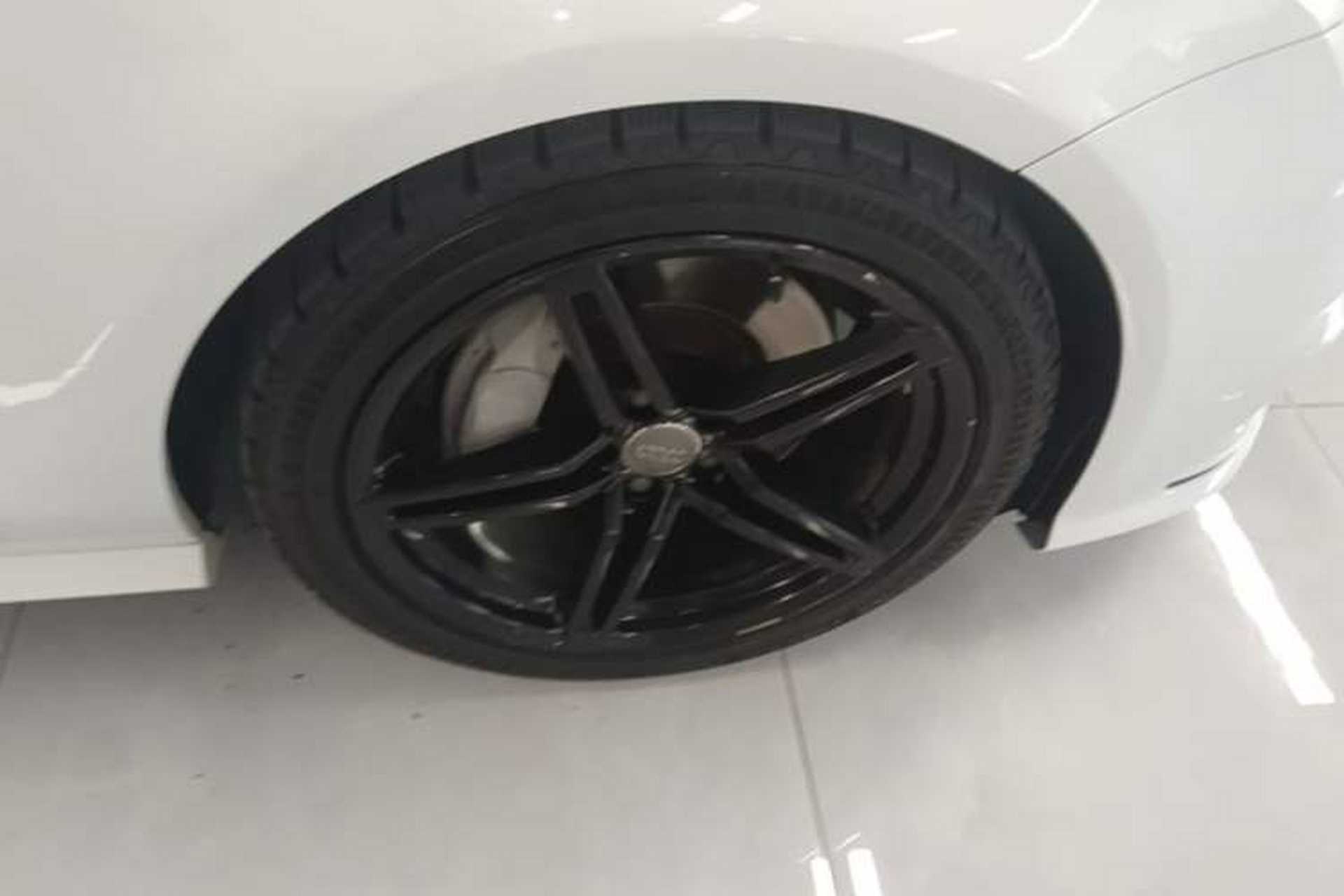 Used Audi A7 2018 40 TFSI quattro Technology Edition Right Front Wheel Hub