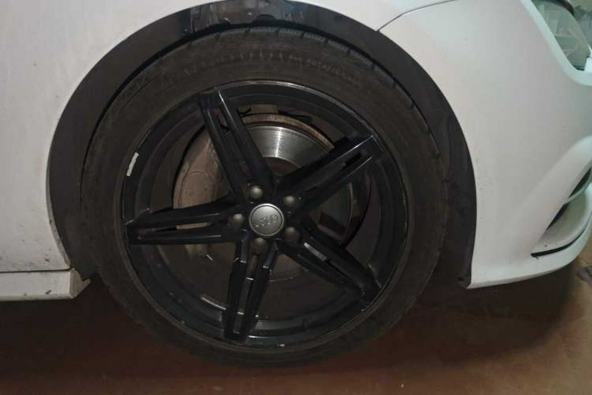 Used Audi A7 2018 40 TFSI quattro Technology Edition Right Front Wheel Hub
