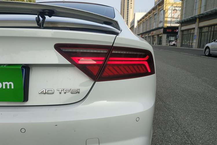 Used Audi A7 2018 40 TFSI Ambition Edition Right Rear Taillight