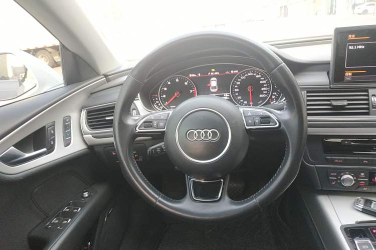 Used Audi A7 2018 40 TFSI Ambition Edition Steering Wheel