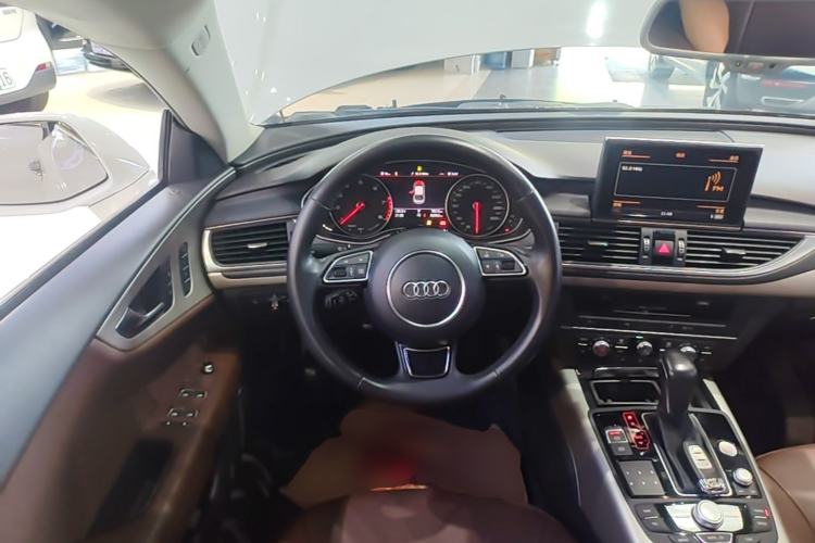Used Audi A7 2018 40 TFSI Ambition Edition Steering Wheel