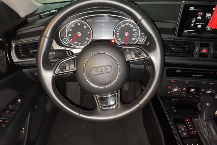 Used Audi A7 2018 40 TFSI Ambition Edition Steering Wheel
