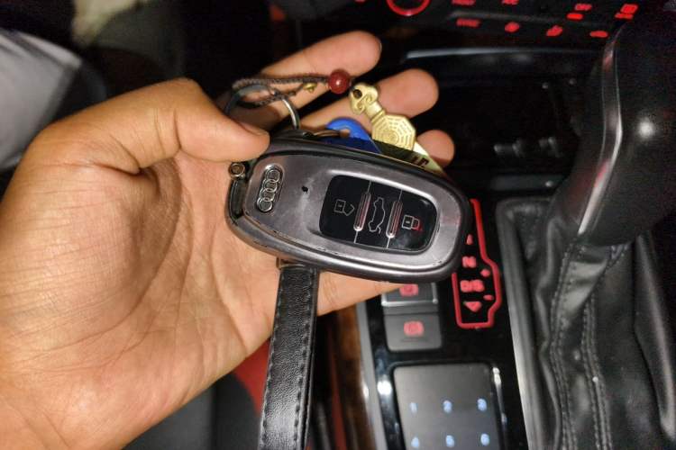 Used Audi A7 2018 50 TFSI quattro Comfort Model Vehicle Key