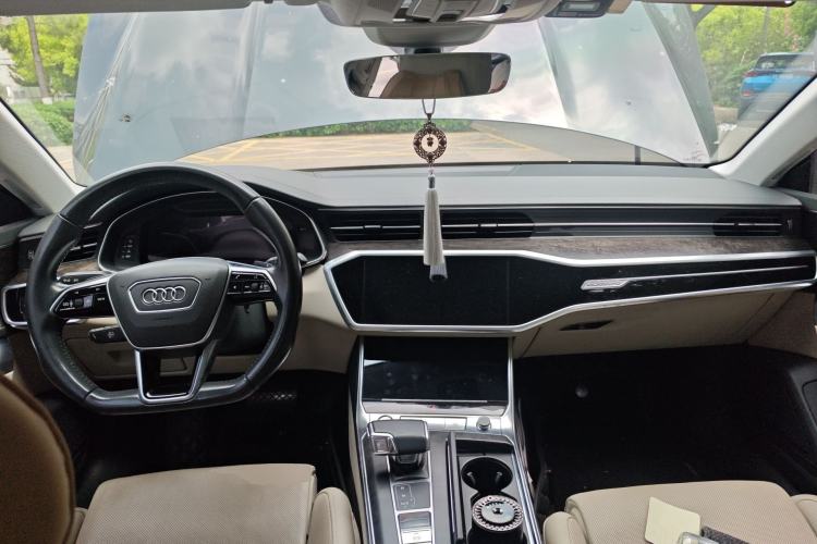 Used Audi A7 2019 55 TFSI quattro Dynamic Edition Center Console