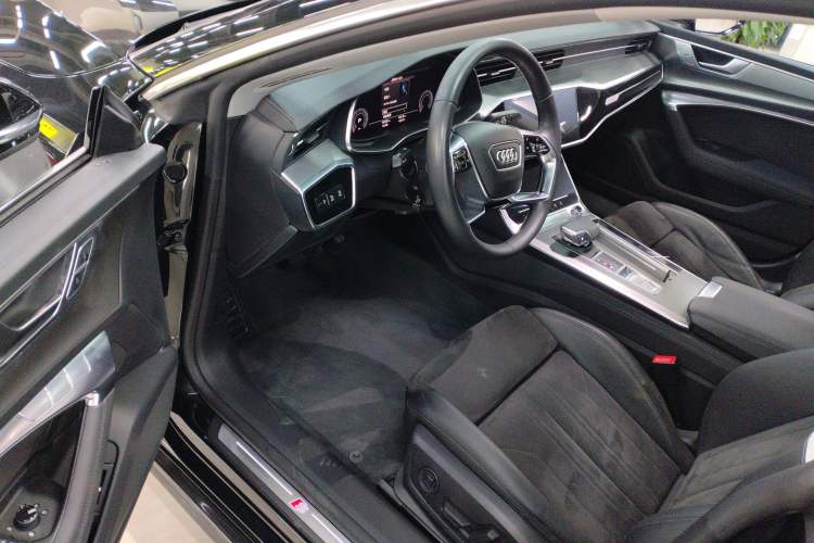 Used Audi A7 2019 55 TFSI quattro Dynamic Edition Driver Seat