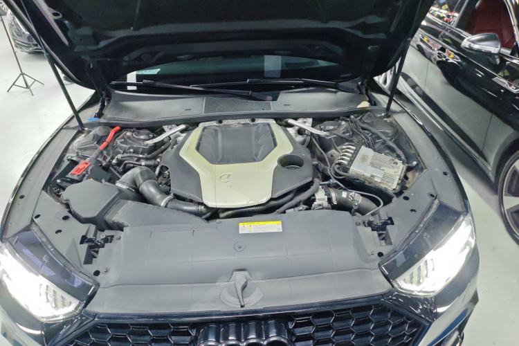 Used Audi A7 2019 55 TFSI quattro Dynamic Edition Engine Bay