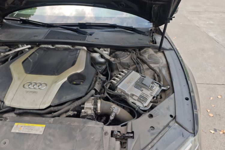 Used Audi A7 2019 55 TFSI quattro Dynamic Edition Engine Bay Left