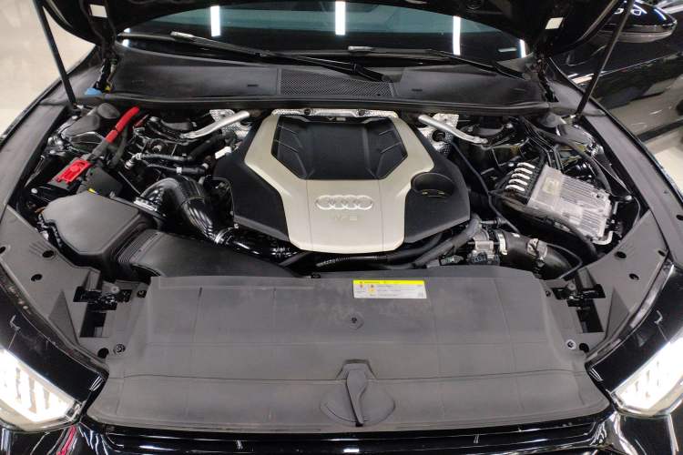 Used Audi A7 2019 55 TFSI quattro Dynamic Edition Engine Bay