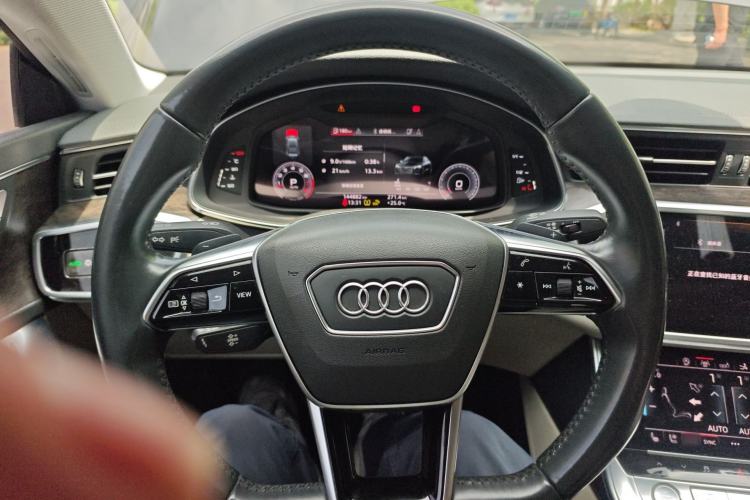 Used Audi A7 2019 55 TFSI quattro Dynamic Edition Steering Wheel