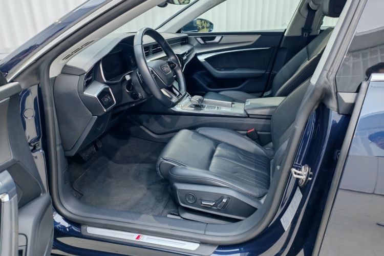Used Audi A7 2019 55 TFSI quattro Competition Edition Interior 4
