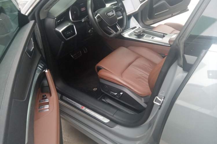 Used Audi A7 2019 55 TFSI quattro Dynamic Edition Driver Seat