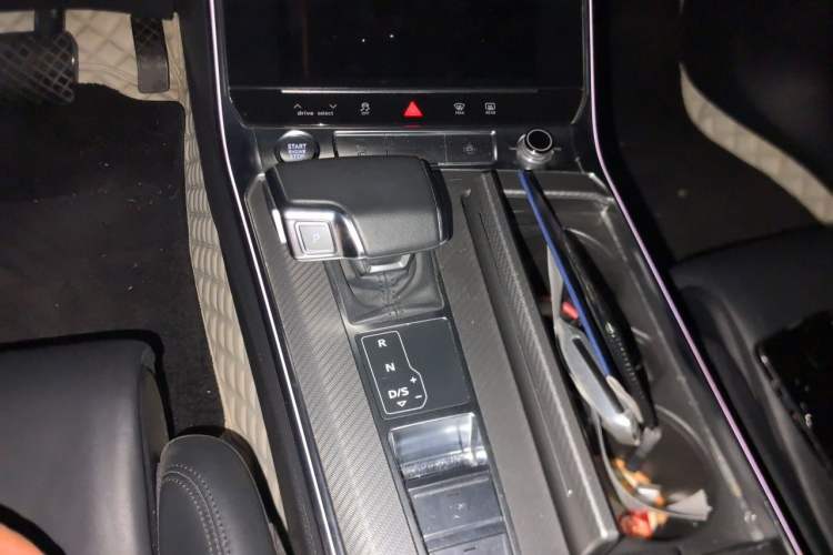 Used Audi A7 2019 55 TFSI quattro Dynamic Edition Gear Lever