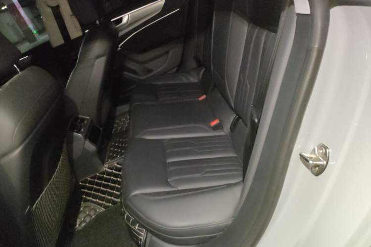 Used Audi A7 2019 55 TFSI quattro Dynamic Edition Left Rear Seat