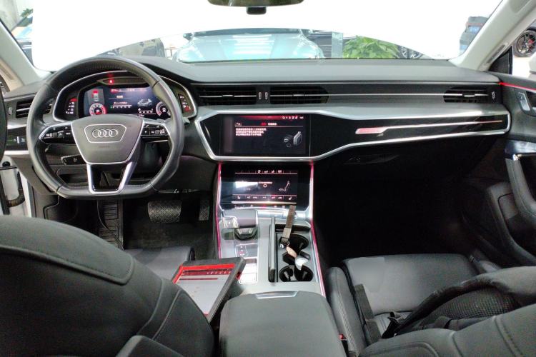 Used Audi A7 2019 55 TFSI quattro Dynamic Edition Center Console