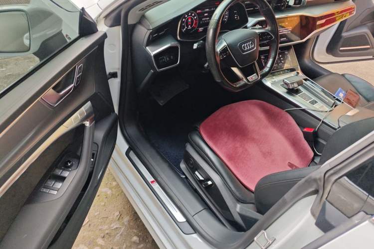 Used Audi A7 2019 55 TFSI quattro Dynamic Edition Driver Seat