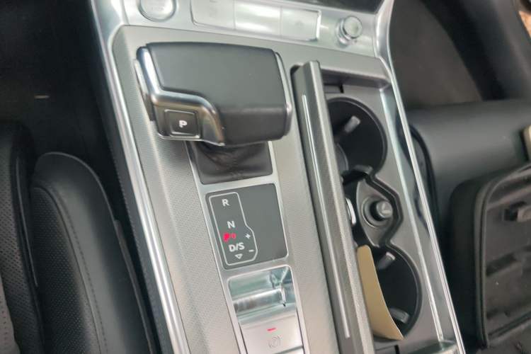 Used Audi A7 2019 55 TFSI quattro Competition Edition Gear Lever