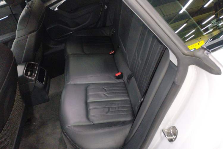 Used Audi A7 2019 55 TFSI quattro Dynamic Edition Left Rear Seat