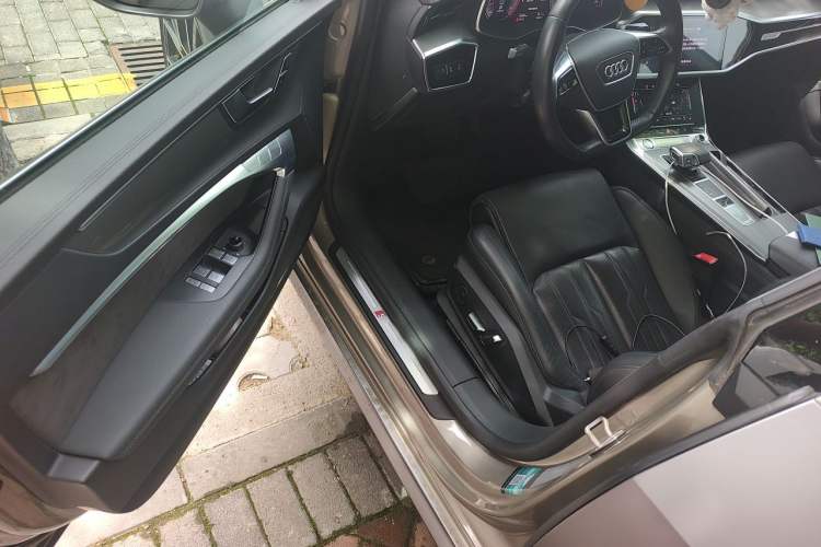 Used Audi A7 2019 55 TFSI quattro Competition Edition Driver Seat