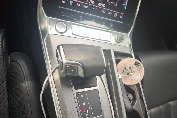Used Audi A7 2019 55 TFSI quattro Competition Edition Gear Lever