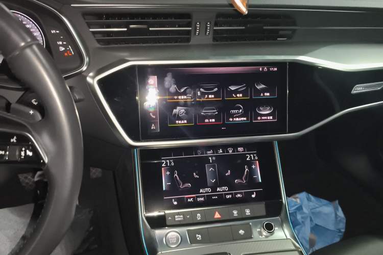 Used Audi A7 2020 45 TFSI Prestige Edition Audio And AC Panel