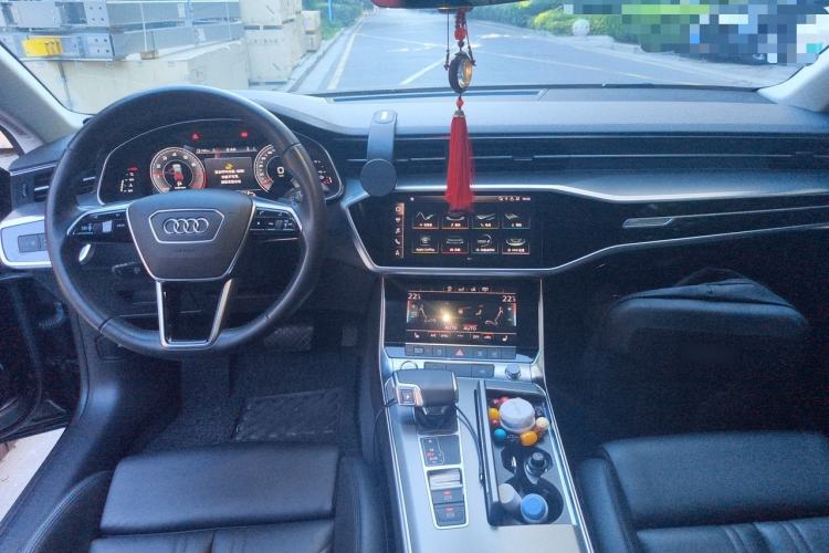 Used Audi A7 2020 45 TFSI Prestige Edition Center Console