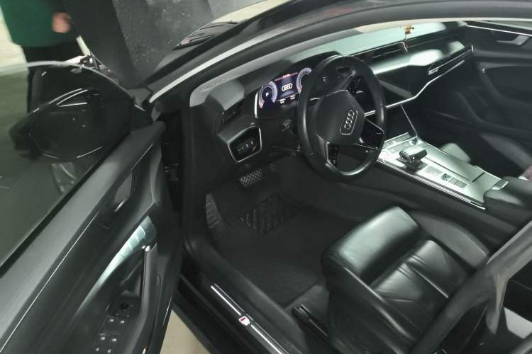 Used Audi A7 2020 45 TFSI Prestige Edition Driver Seat