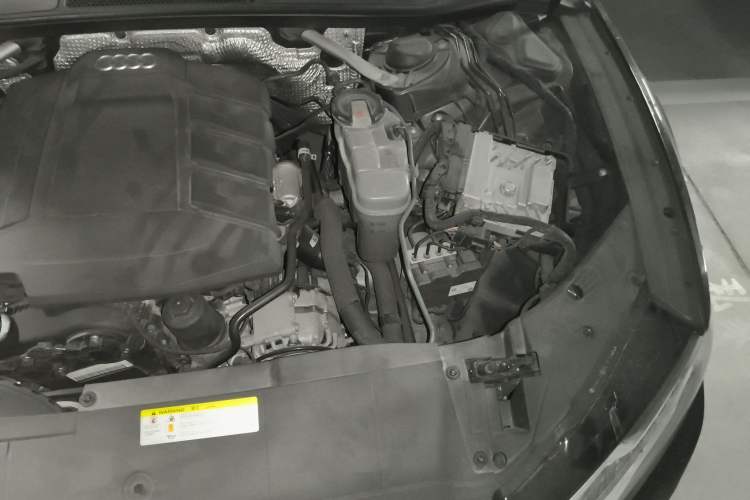 Used Audi A7 2020 45 TFSI Prestige Edition Engine Bay Left